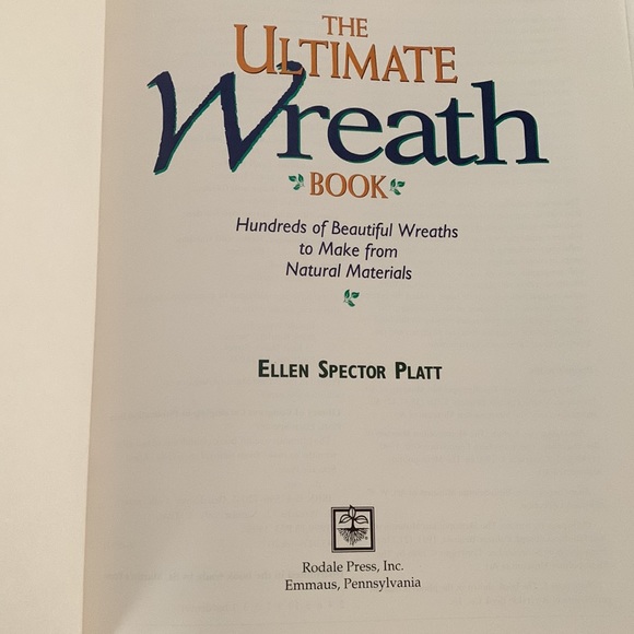 New book - The Ultimate Wreath book - Picture 4 of 12